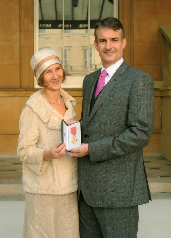 Jane in her Anna Chocola Ines cloche hat Buckingham Palace 2